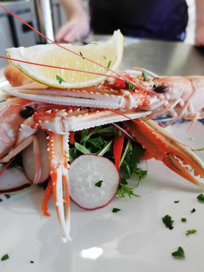 Murray Arms Hotel And Seafood Restaurant, Orkney Saint Margarets Hope Eksteriør bilde
