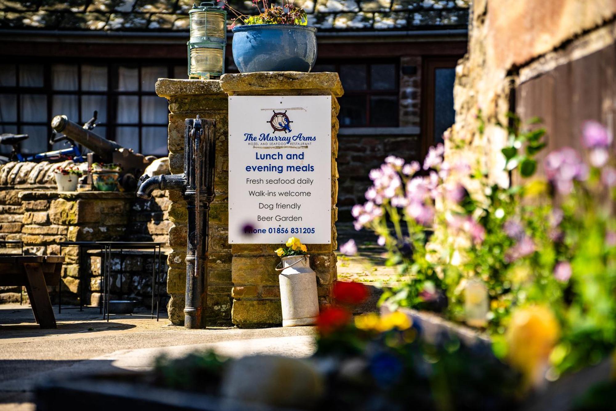 Murray Arms Hotel And Seafood Restaurant, Orkney Saint Margarets Hope Eksteriør bilde